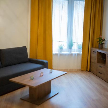 Wood Apartment Катовице Екстериор снимка