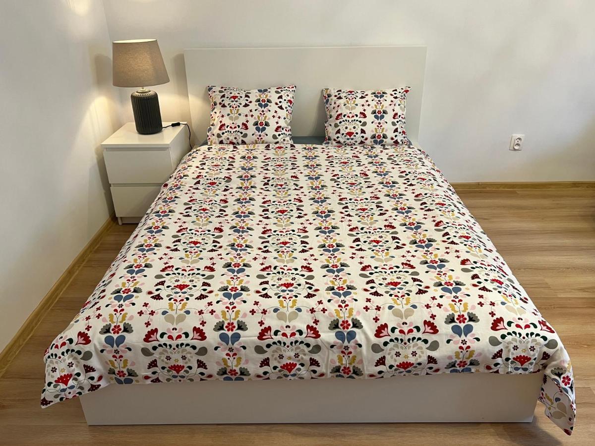 Wood Apartment Катовице Екстериор снимка