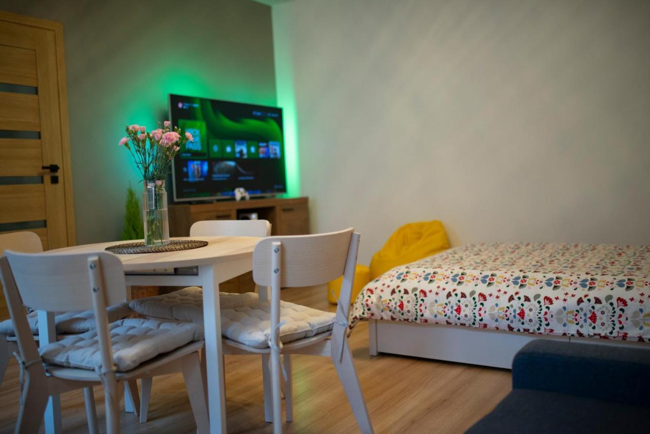 Wood Apartment Катовице Екстериор снимка